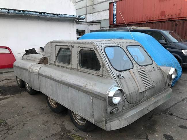 8 Wheel Mysterious Soviet Car Found in Chelyabinsk