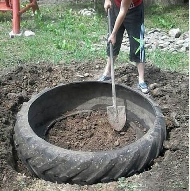 DIY-Little-pond-out-of-a-old-tractor-tire-008